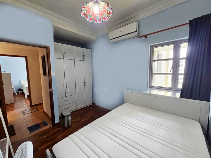 Azalea Park Condo, 10 Flora Road, 4 Bedrooms, 1,507 sqft, Condominium For Rent, by William Chen, 25514982 - PropertyGuru.com.sg