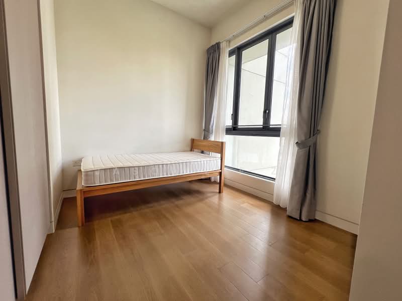 Highline Residences, 11 Kim Tian Road, 3 Bedrooms, 904 sqft, Condominium For Rent, by Jason Lee ZY, 25515223 - Master Bedroom - PropertyGuru.com.sg