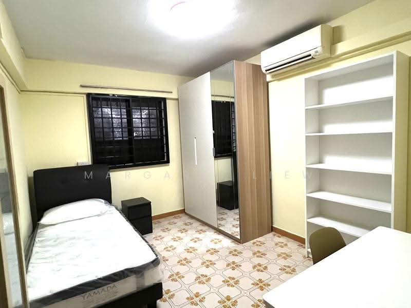 701 West Coast Road, 701 West Coast Road, Buona Vista / West Coast / Clementi New Town, Room Rental, 150 sqft, HDB Flat For Rent, by Margaret Liew, 25515241 - Bedroom - PropertyGuru.com.sg
