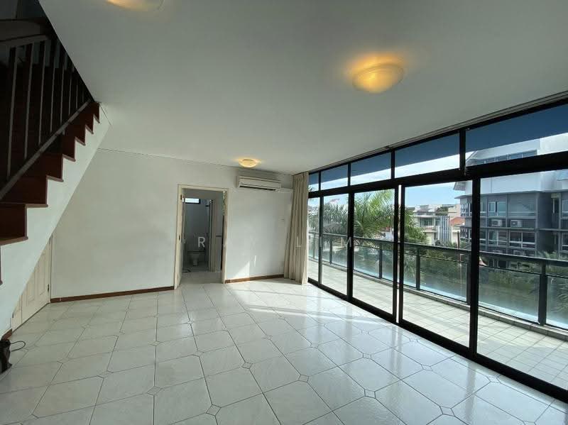 Siglap Centre, 55 Siglap Road, East Coast / Marine Parade, 2 Bedrooms, 1,230 sqft, Apartment For Rent, by Ray Lim, 25515415 - PropertyGuru.com.sg