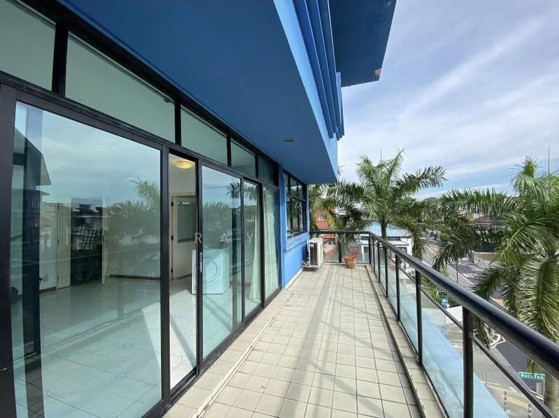 Siglap Centre, 55 Siglap Road, East Coast / Marine Parade, 2 Bedrooms, 1,230 sqft, Apartment For Rent, by Ray Lim, 25515415 - PropertyGuru.com.sg