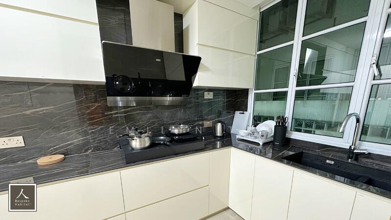 For Rent - Villa De West