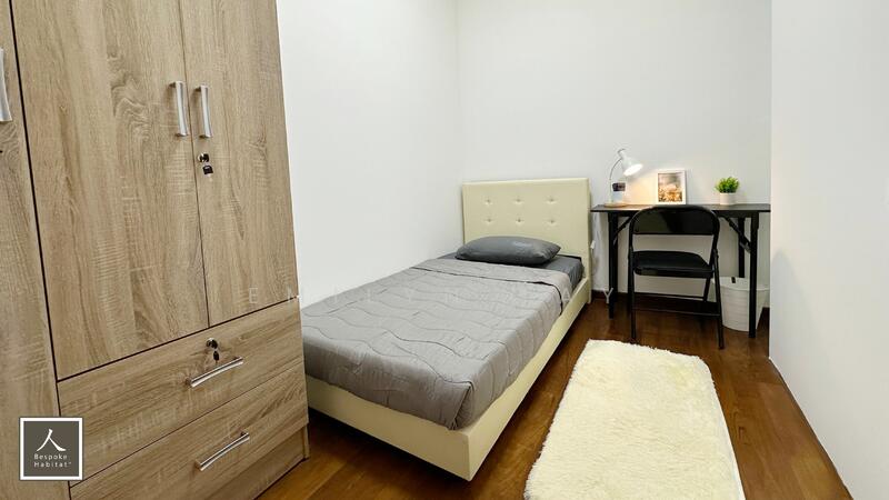 For Rent - Villa De West