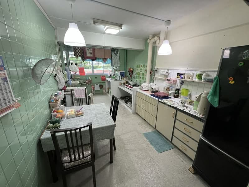 213 Lorong 8 Toa Payoh, 213 Lorong 8 Toa Payoh, 3 Bedrooms, 883 sqft, HDB Flat For Rent, by Marcus Chew, 25515572 - PropertyGuru.com.sg