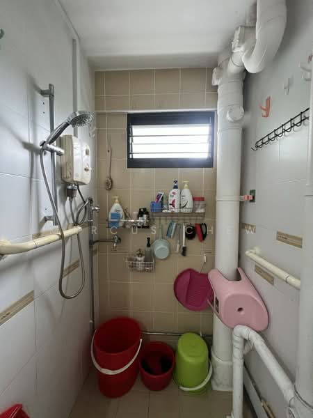 213 Lorong 8 Toa Payoh, 213 Lorong 8 Toa Payoh, 3 Bedrooms, 883 sqft, HDB Flat For Rent, by Marcus Chew, 25515572 - PropertyGuru.com.sg