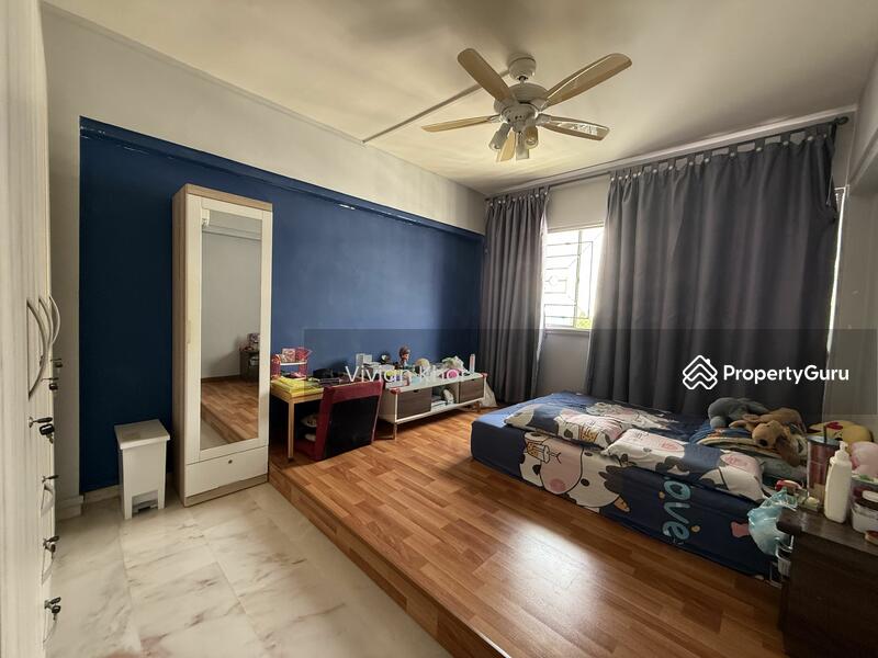 For Sale - 327 Jurong East Street 31