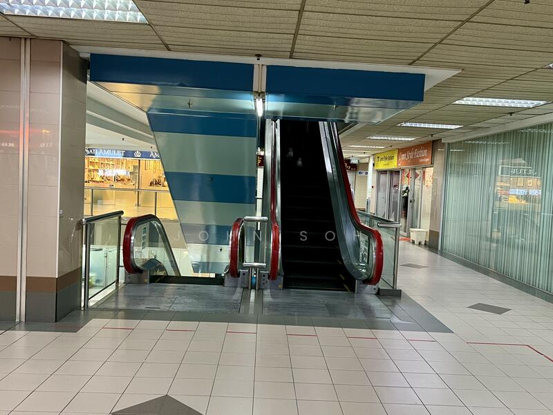 Textile Centre, 200 Jalan Sultan, 926 sqft, Food & Beverage For Sale, by John Soh, 25515767 - CommercialGuru.com.sg