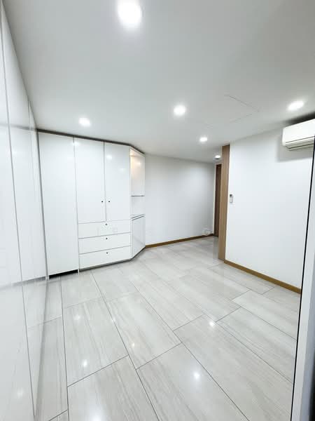 Lakeville, 3 Jurong Lake Link, 4 Bedrooms, 1,475 sqft, Condominium For Rent, by Iris Ng, 25515798 - PropertyGuru.com.sg