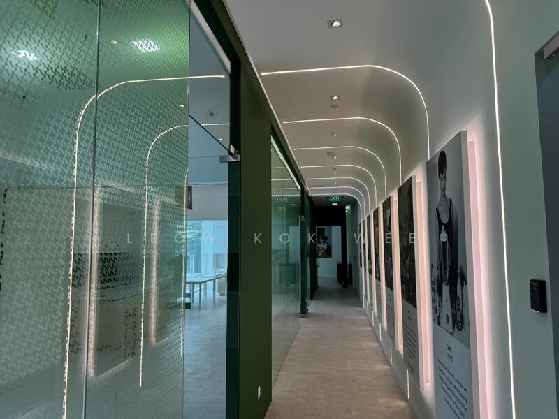1st floor demo / showroom/ studio design office unit - Ground floor 5m high within 5min walk to mrt, , 3,280 sqft, Light Industrial (B1) For Rent, by Leow Kok Wee, 25515978 - CommercialGuru.com.sg