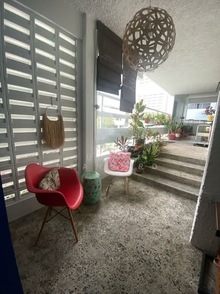Top Ten, 134 Emerald Hill Road, 3 Bedrooms, 1,496 sqft, Apartment For Rent, by Juliet Stannard, 25516371 - PropertyGuru.com.sg