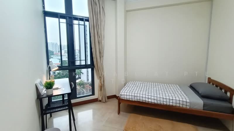 East Meadows, 34 Tanah Merah Kechil Road, Room Rental, 100 sqft, Condominium For Rent, by Bespoke Habitat Pte Ltd, 25516460 - 09-10 CR2 - PropertyGuru.com.sg