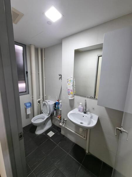 Freehold B1 office, New Industrial Road, Macpherson / Potong Pasir, 1,625 sqft, Light Industrial (B1) For Sale, by Chris Goh, 25516549 - CommercialGuru.com.sg