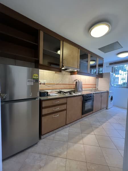 Cavenagh Lodge, 81 Cavenagh Road, 1 Bedroom, 626 sqft, Apartment For Rent, by Jess Chan, 25516725 - Kitchen - PropertyGuru.com.sg