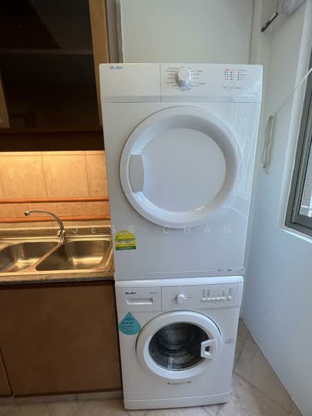 Cavenagh Lodge, 81 Cavenagh Road, 1 Bedroom, 626 sqft, Apartment For Rent, by Jess Chan, 25516725 - Kitchen - PropertyGuru.com.sg