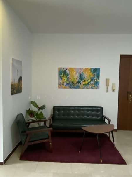 Central Grove, , Room Rental, 100 sqft, Condominium For Rent, by Philip Tan, 25517090 - Living Room - PropertyGuru.com.sg