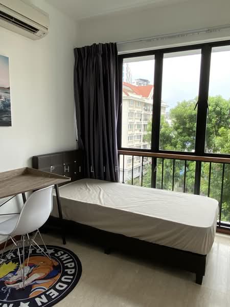 Central Grove, , Room Rental, 100 sqft, Condominium For Rent, by Philip Tan, 25517090 - Bedroom - PropertyGuru.com.sg