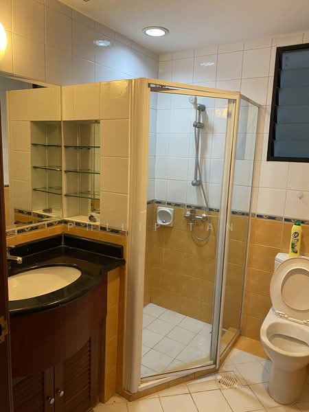 Central Grove, , Room Rental, 100 sqft, Condominium For Rent, by Philip Tan, 25517090 - Bathroom - PropertyGuru.com.sg