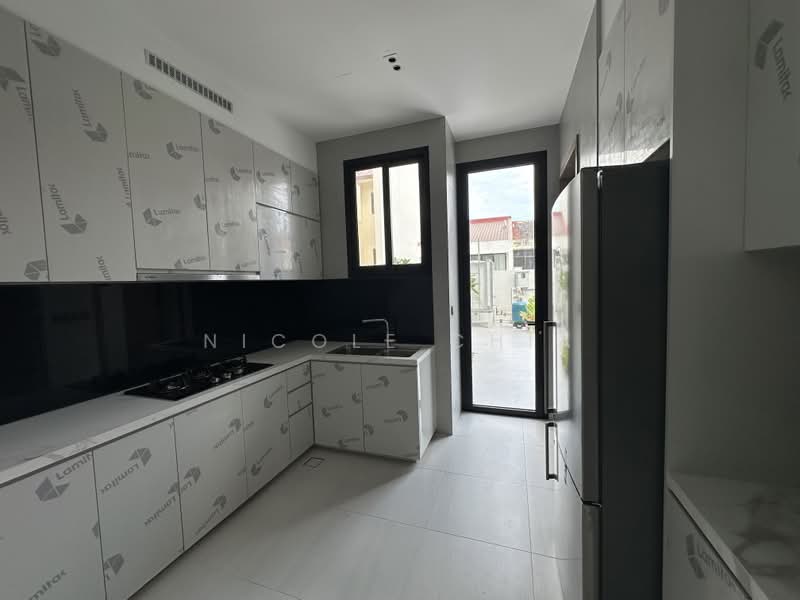 Brand new Rosyth freehold semi detached with luxury land park up to 6 cars, Rosyth Road, 6 Bedrooms, 9,412 sqft, Semi-Detached House For Sale, by Nicole Chia, 25517412 - PropertyGuru.com.sg
