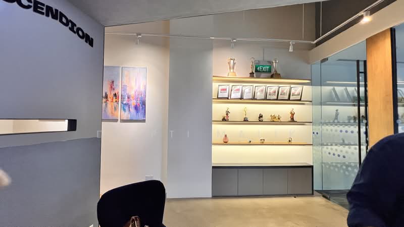 SBF Center, 160 Robinson Road, 1,324 sqft, Office For Rent, by Deepti Malik, 25517541 - Lobby - CommercialGuru.com.sg