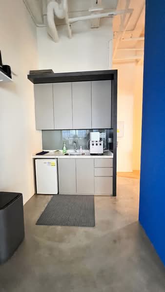 SBF Center, 160 Robinson Road, 1,324 sqft, Office For Rent, by Deepti Malik, 25517541 - Kitchen - CommercialGuru.com.sg