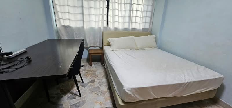 340 Clementi Avenue 5, 340 Clementi Avenue 5, Room Rental, 100 sqft, HDB Flat For Rent, by Rosanne Lim, 25517604 - Bedroom - PropertyGuru.com.sg