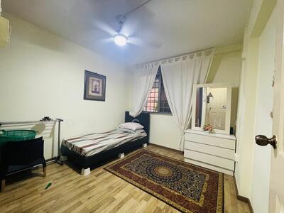 For Rent - 347 Woodlands Avenue 3