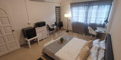 For Rent - Queensway Tower