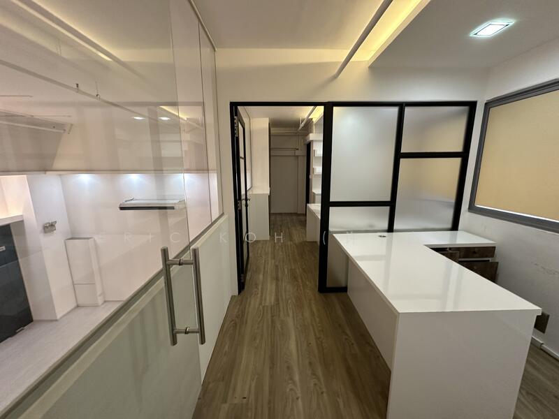 Northpoint Bizhub, 2 Yishun Industrial Street 1, 2,562 sqft, Light Industrial (B1) For Sale, by Eric Koh (许子杰), 25518088 - Study - CommercialGuru.com.sg