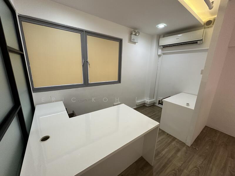 Northpoint Bizhub, 2 Yishun Industrial Street 1, 2,562 sqft, Light Industrial (B1) For Sale, by Eric Koh (许子杰), 25518088 - Study - CommercialGuru.com.sg