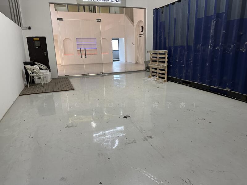 Northpoint Bizhub, 2 Yishun Industrial Street 1, 2,562 sqft, Light Industrial (B1) For Sale, by Eric Koh (许子杰), 25518088 - Interior - CommercialGuru.com.sg