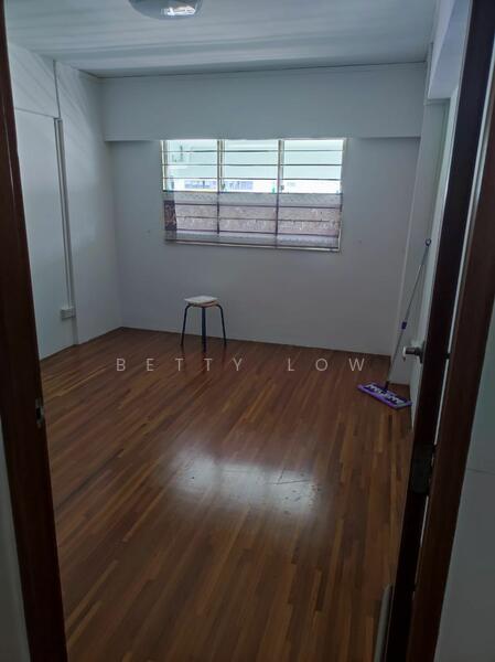 For Rent - 404 Pandan Gardens