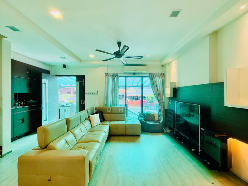 For Sale - Compact Detached With Wide Frontage More Than 15m, Close To City!