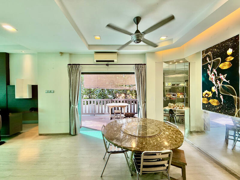 For Sale - Compact Detached With Wide Frontage More Than 15m, Close To City!