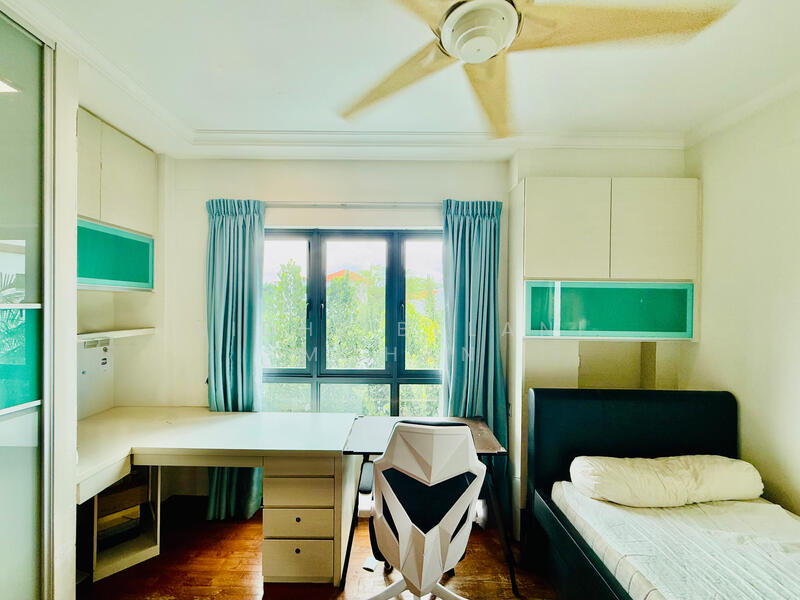 For Sale - Compact Detached With Wide Frontage More Than 15m, Close To City!