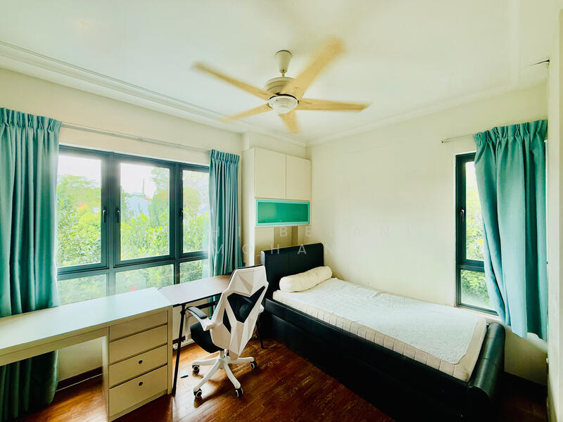 For Sale - Compact Detached With Wide Frontage More Than 15m, Close To City!