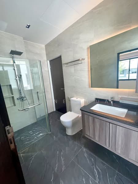 Meyer Road Beautifully Renovated Semi - Detached home for rent, Meyer Road, 5 Bedrooms, 4,000 sqft, Semi-Detached House For Rent, by Wayne Chua, 25519476 - PropertyGuru.com.sg