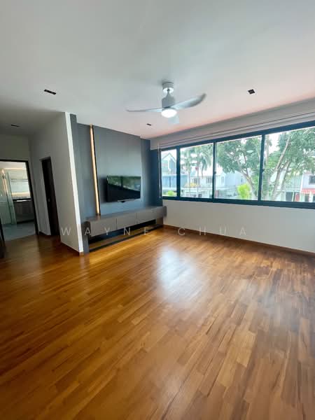 For Rent - Meyer Road Beautifully Renovated Semi - Detached home for rent