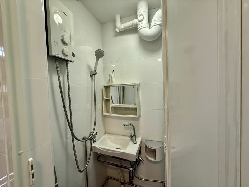 For Rent - 85 Commonwealth Close