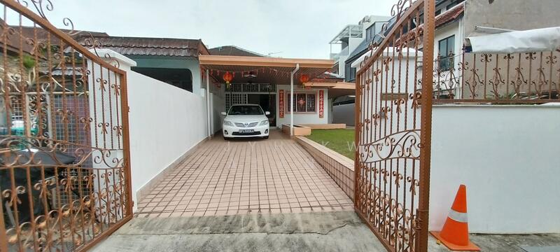 For Sale - D20 Semi-Detach at Sembawang Hills Estate price below valuation