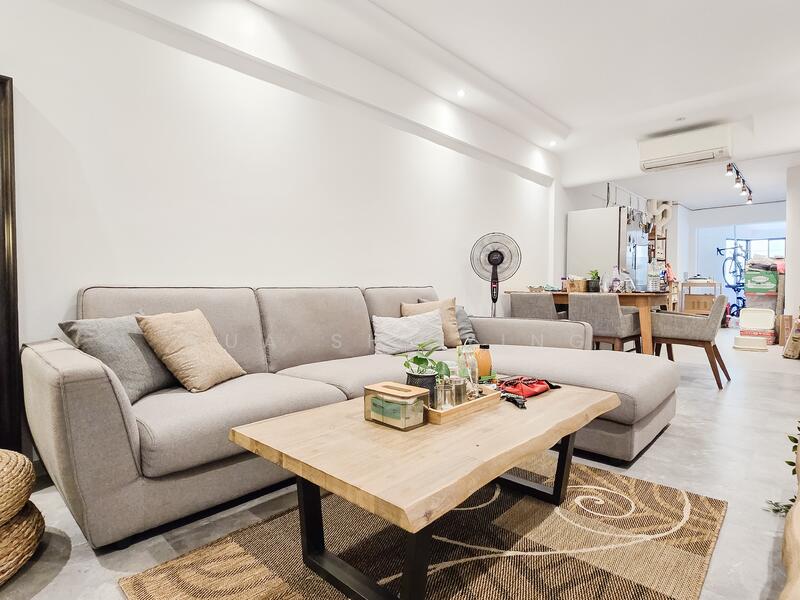 For Rent - 215 Tampines Street 23