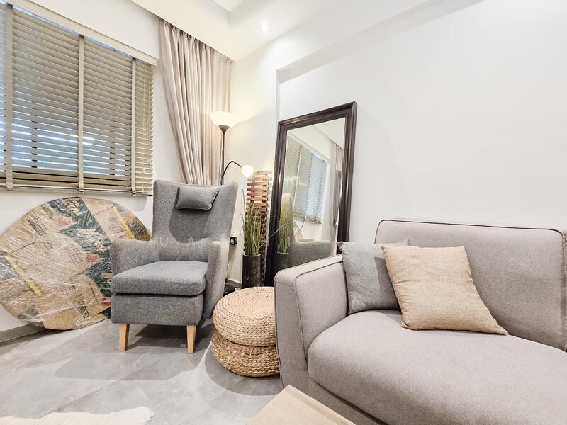 For Rent - 215 Tampines Street 23