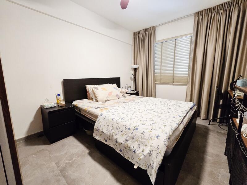 For Rent - 215 Tampines Street 23