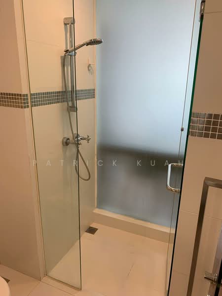The Estiva, 313 Pasir Panjang Road, Room Rental, 150 sqft, Apartment For Rent, by Patrick Kuah, 25520676 - Bathroom - PropertyGuru.com.sg
