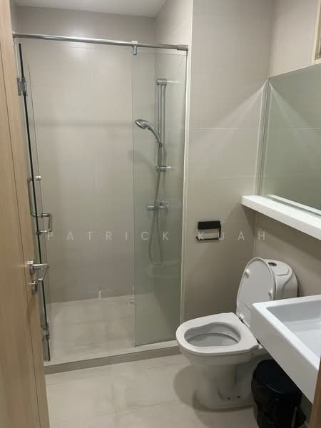 The Estiva, 313 Pasir Panjang Road, Room Rental, 100 sqft, Apartment For Rent, by Patrick Kuah, 25520676 - Bathroom - PropertyGuru.com.sg