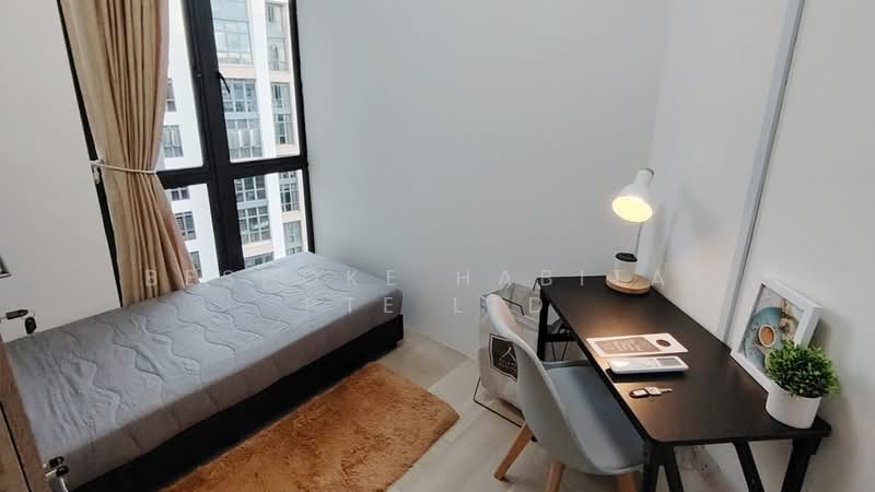 East Meadows, 32 Tanah Merah Kechil Road, Room Rental, 100 sqft, Condominium For Rent, by Bespoke Habitat Pte Ltd, 25521213 - 12-23 CR2 - PropertyGuru.com.sg
