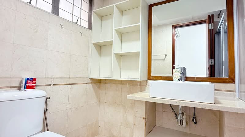 Palm Mansions, 345 Pasir Panjang Road, Room Rental, 150 sqft, Apartment For Rent, by Bespoke Habitat Pte Ltd, 25521519 - 01-03 MBR4 BATHROOM - PropertyGuru.com.sg