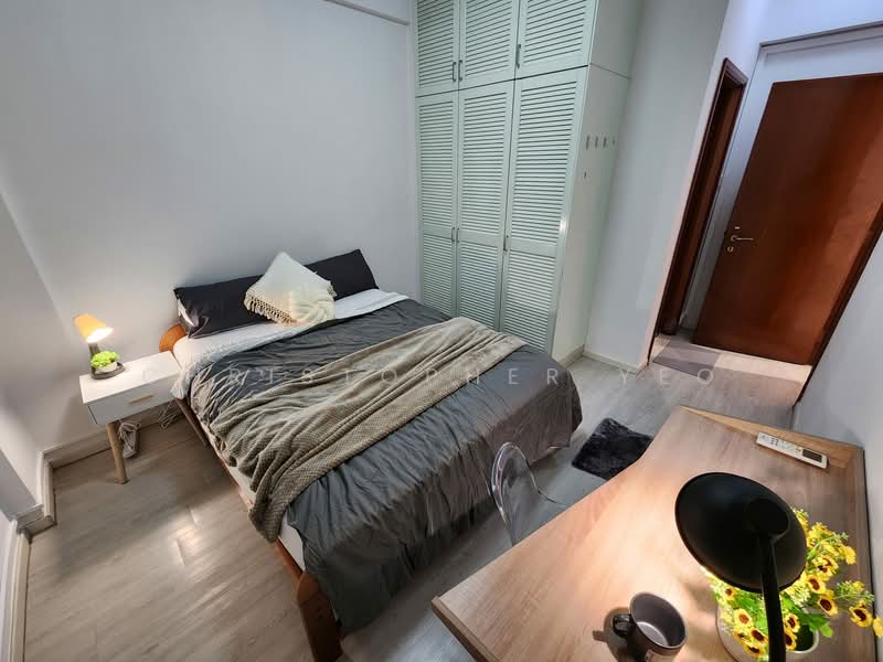 Parc Oasis, 41 Jurong East Avenue 1, Room Rental, 150 sqft, Condominium For Rent, by Christopher Yeo, 25521803 - Master Bedroom (MBR) - PropertyGuru.com.sg