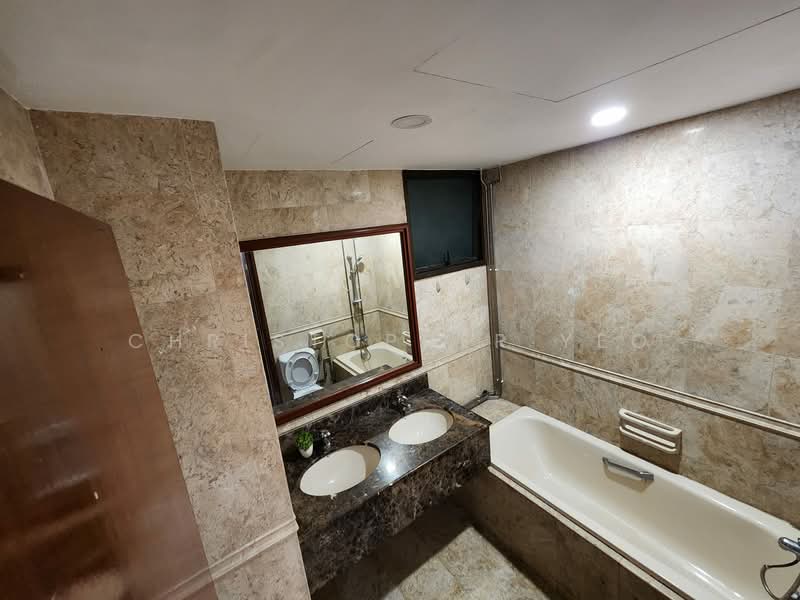 Parc Oasis, 41 Jurong East Avenue 1, Room Rental, 150 sqft, Condominium For Rent, by Christopher Yeo, 25521803 - Master Bathroom - PropertyGuru.com.sg