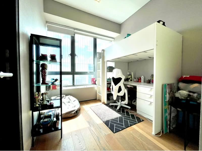 For Sale - OUE Twin Peaks