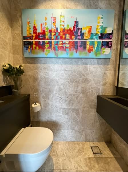 For Sale - OUE Twin Peaks